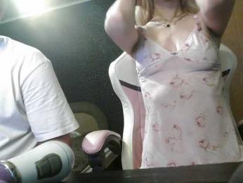 ZlayaaA webcam model stream image