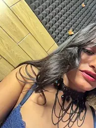 SecretDarkRoomXO webcam stripchat model stream image