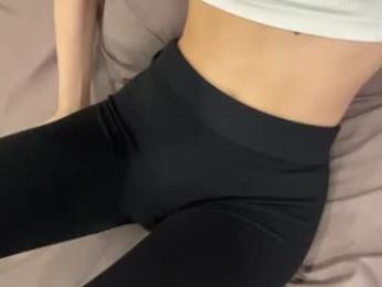 alysastuddiford webcam model stream image