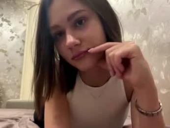 alysastuddiford webcam model stream image