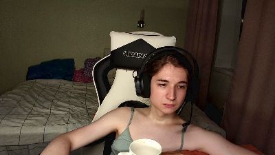 ShanBury webcam model stream image