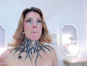 mystikdoll webcam model stream image