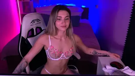 Milii18 webcam model stream image