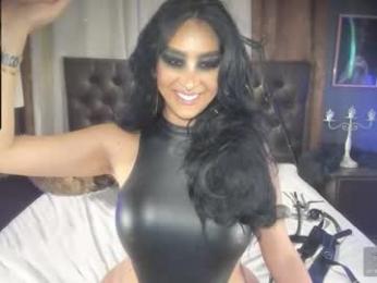 heavenisonearth_ webcam model stream image