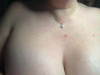 taylor-starr webcam model stream image