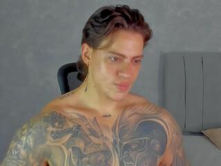 Austin Bennett webcam model stream image