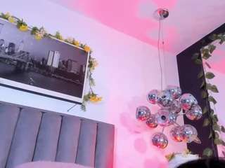 dianecalder webcam model stream image