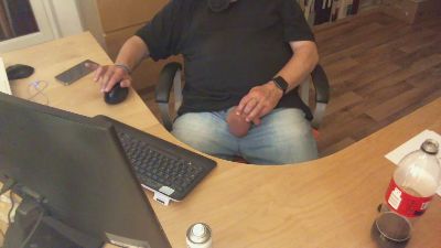 Barefooter webcam model stream image
