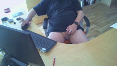 Barefooter webcam model stream image