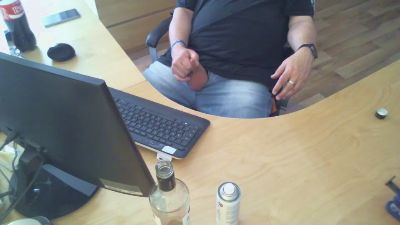 Barefooter webcam model stream image