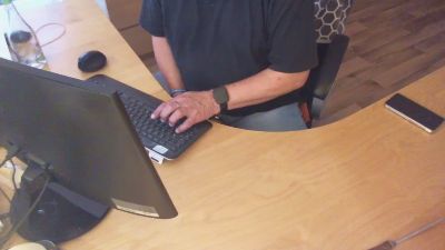 Barefooter webcam model stream image
