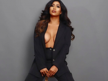 IvyAguaz webcam model stream image