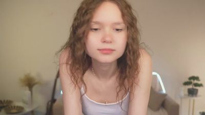 PollyFurr webcam model stream image