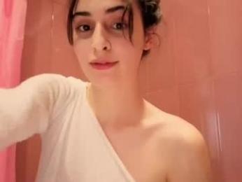wonderland_stia webcam model stream image
