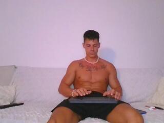 Zeb Madison webcam model stream image