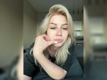 TurboDashulka webcam bongacams model stream image