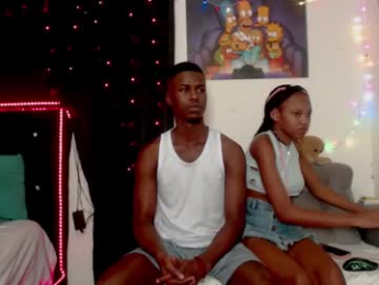 kiarasimons_ webcam model stream image