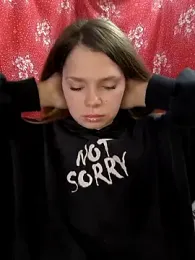 Zuli_Kiska webcam model stream image