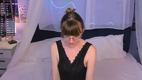 ava_mystic_ webcam model stream image