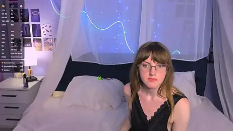 ava_mystic_ webcam model stream image