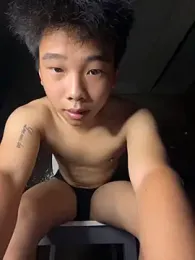 Joey11110 webcam model stream image