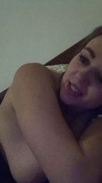 Chaud_show webcam cam4 model stream image