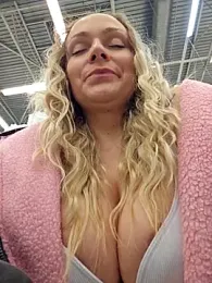 Bondgirl_013 webcam model stream image