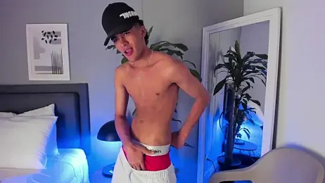 Tylerffoxx webcam model stream image