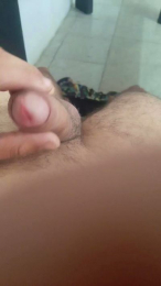 rafilds04_hot webcam model stream image