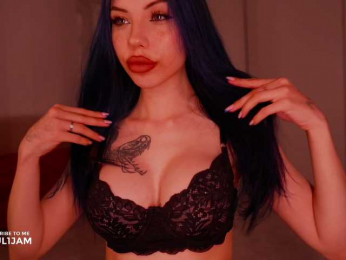 juli_jam webcam bongacams model stream image