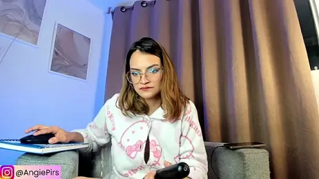 Angie_Pirss webcam stripchat model stream image