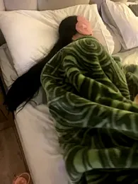 Sweet_and_caramel webcam model stream image