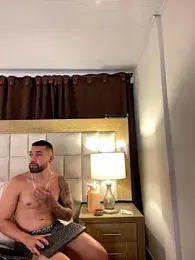 Sweet_and_caramel webcam model stream image