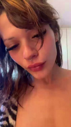 Tinatamiso webcam model stream image