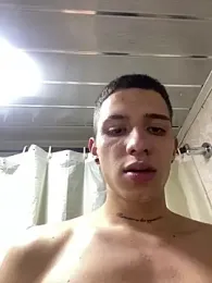 Max_cash01 webcam stripchat model stream image