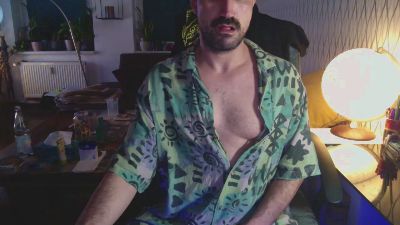 tom0819 webcam model stream image