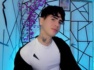 Tayson Millerss webcam model stream image