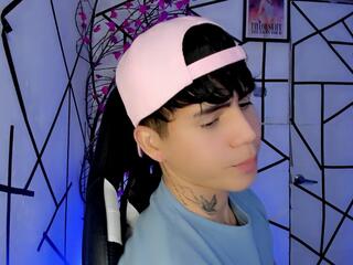 Tayson Millerss webcam model stream image