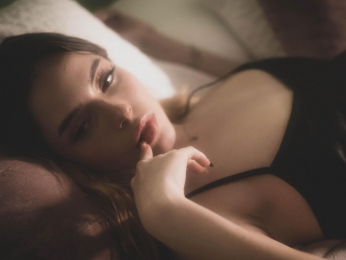 Violettaallende webcam model stream image