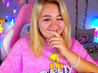 hornycakee webcam camsoda model stream image