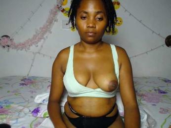 LilyClara webcam model stream image