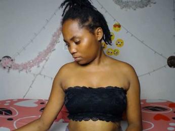 LilyClara webcam model stream image