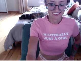 plantbabeee webcam model stream image