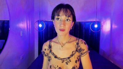 sylvialeos_ webcam model stream image