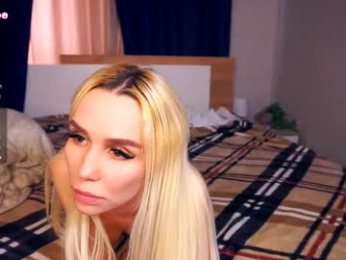 gwenbudlong webcam model stream image