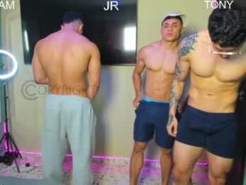 studs_men webcam preview