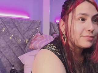 emmajohnss webcam model stream image