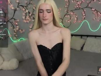 kris_mon webcam model stream image