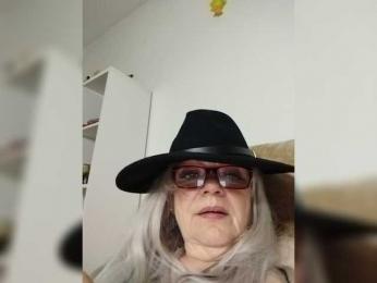Eiren-66 webcam model stream image