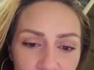 hiikitty424 webcam model stream image